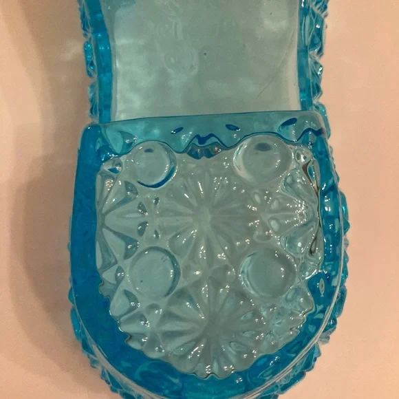 EAPG - Antique Bryce Brothers Daisy & Button Blue Glass Shoe - Picture 7 of 16